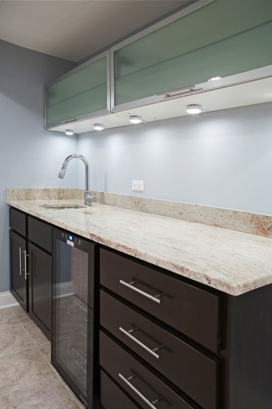 Custom Granite Edge Design